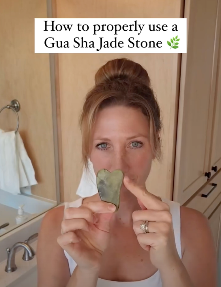 How To Properly Use A Gua Sha Jade Stone