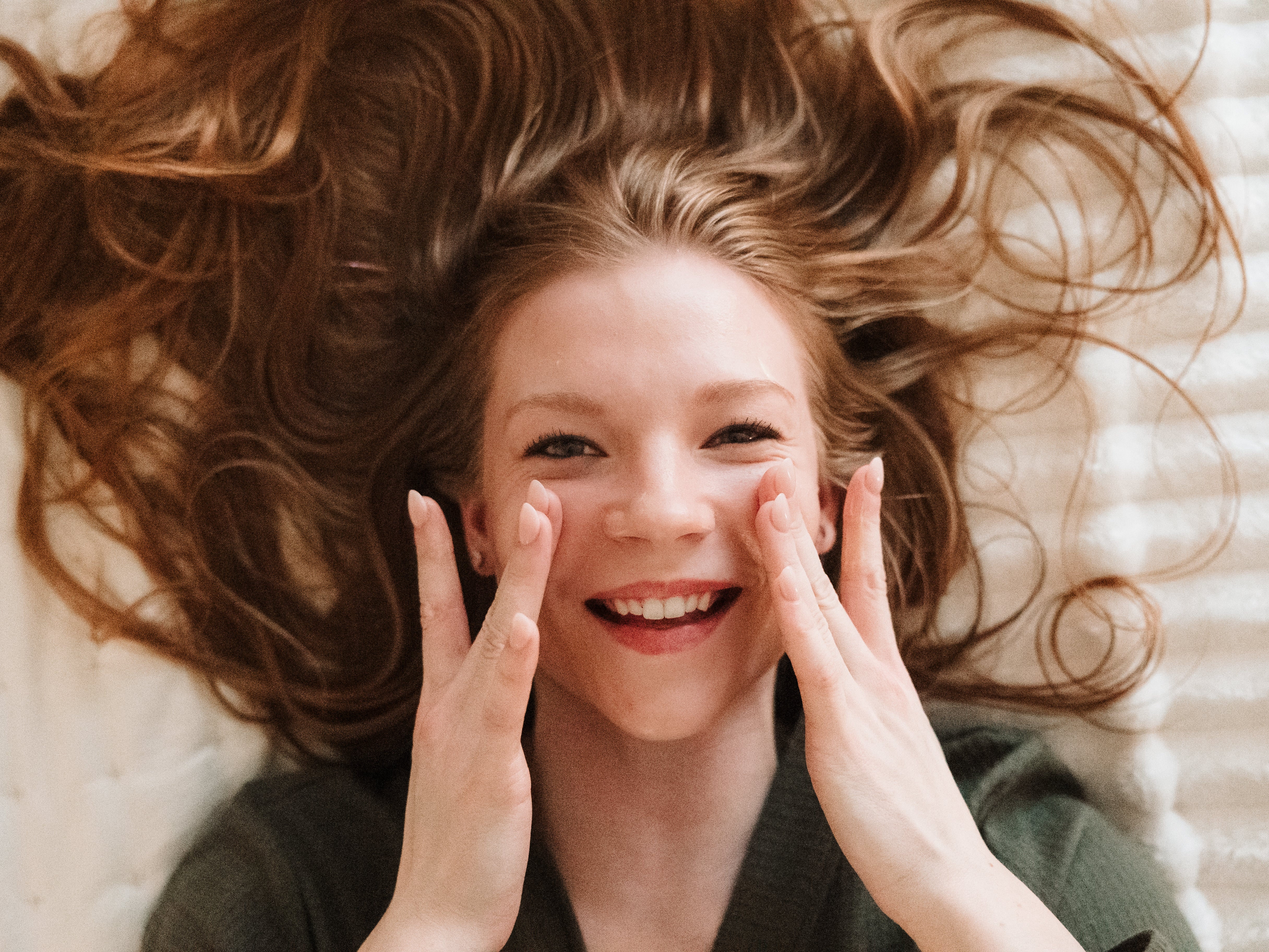 Radiance - Dewy Natural Face Serum