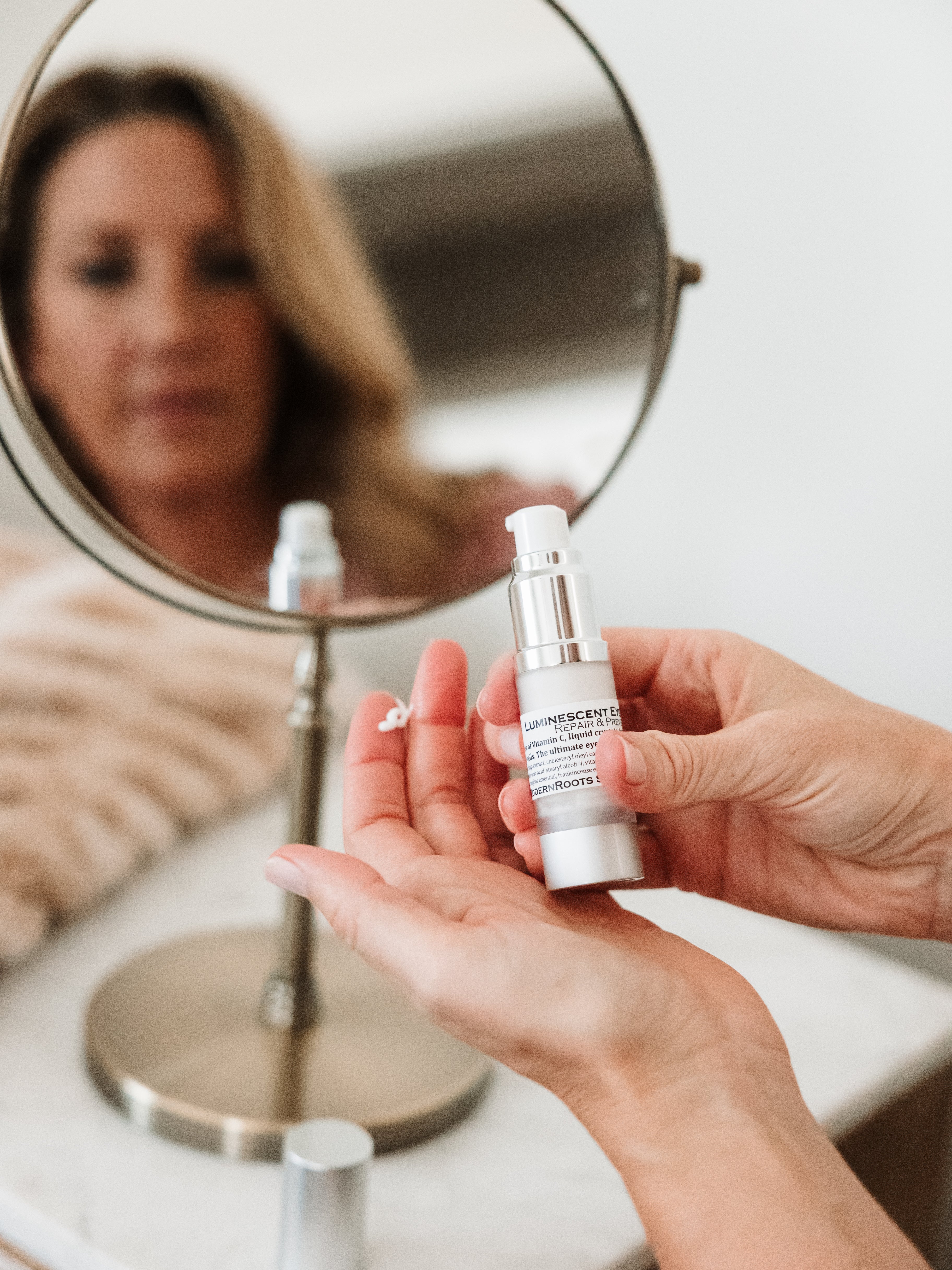 Anti-Aging Luminescent Eye Serum