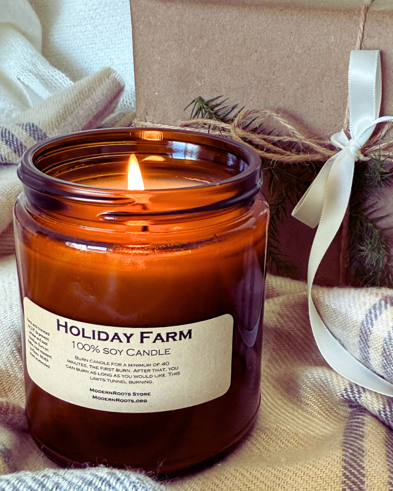 Holiday Farm - Amber Glass Soy Candle