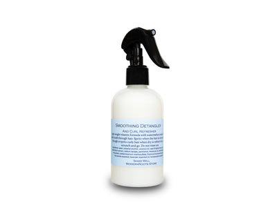Smoothing Detangler & Curl Refresher