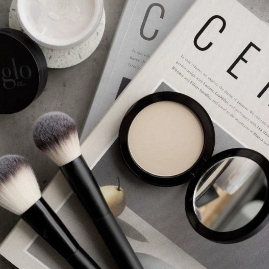 GloMinerals Perfecting Powder